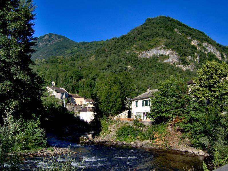 Gite Du Grand Taichou Luzenac Exteriér fotografie